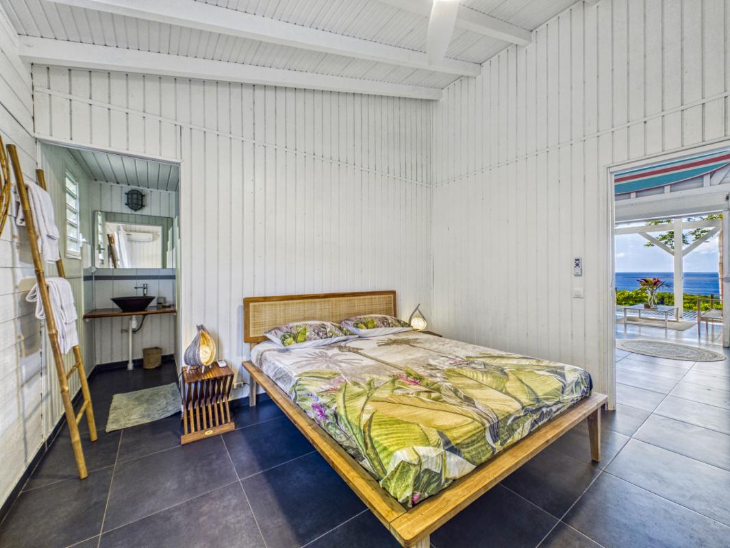 19.Guadeloupe Deshais- location villa 4 chambres 8 personnes avec piscine vue Mer